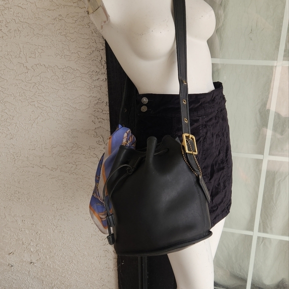 Vintage‎ Coach 9952 Lula's Legacy Black Leather Bucket Bag - Picture 6 of 11